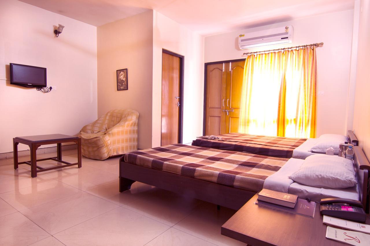 Hotel Rajawas Dibrugarh 외부 사진