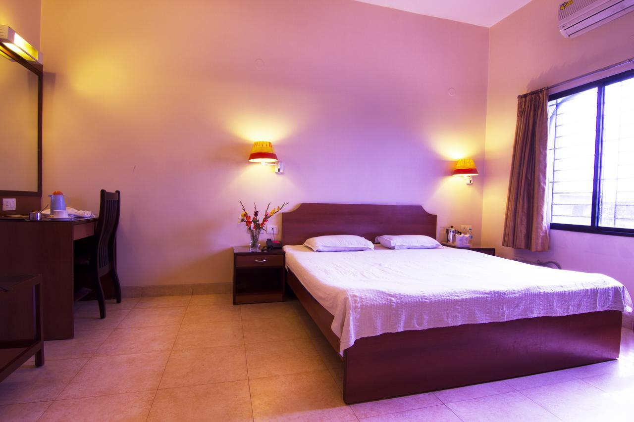 Hotel Rajawas Dibrugarh 외부 사진