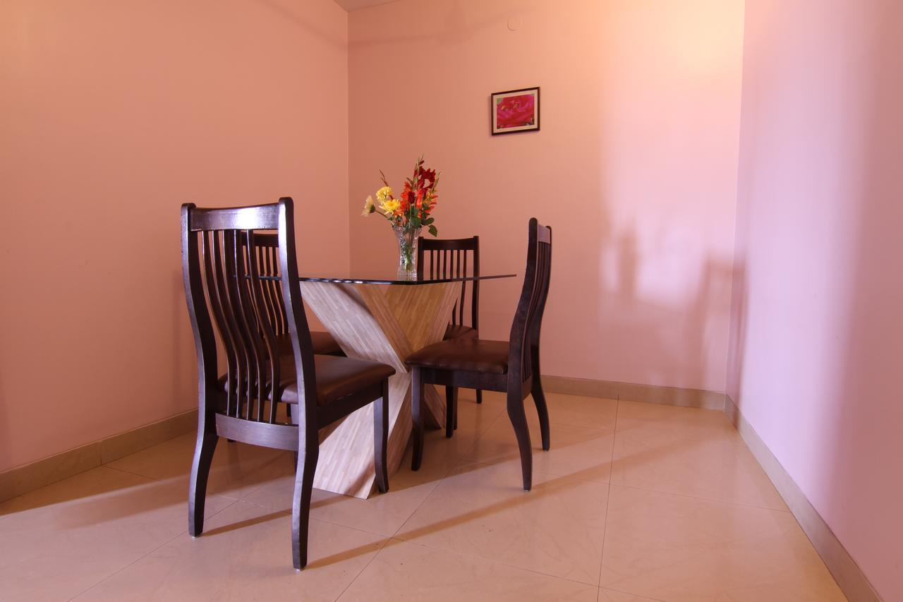 Hotel Rajawas Dibrugarh 외부 사진