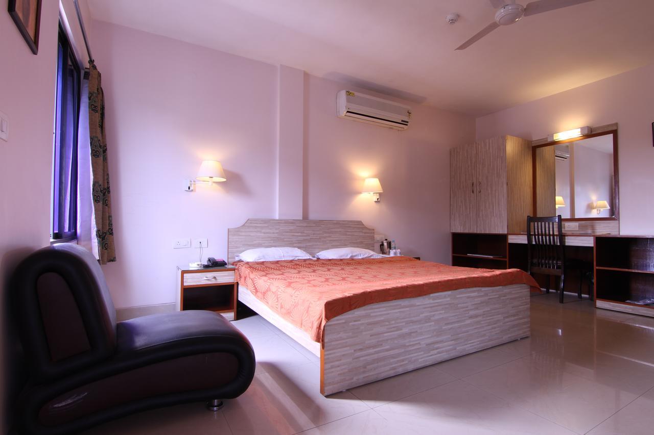 Hotel Rajawas Dibrugarh 외부 사진